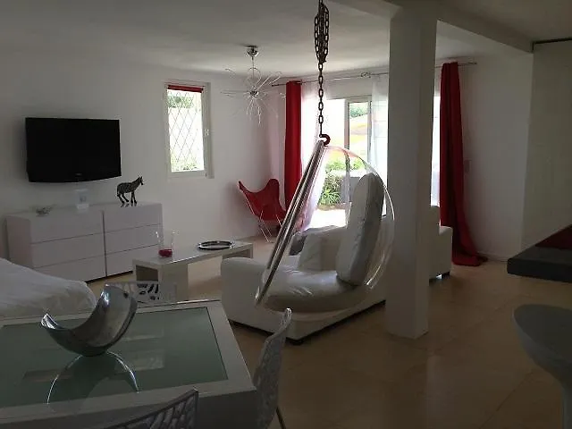 Villa W Cassis 0*,  France